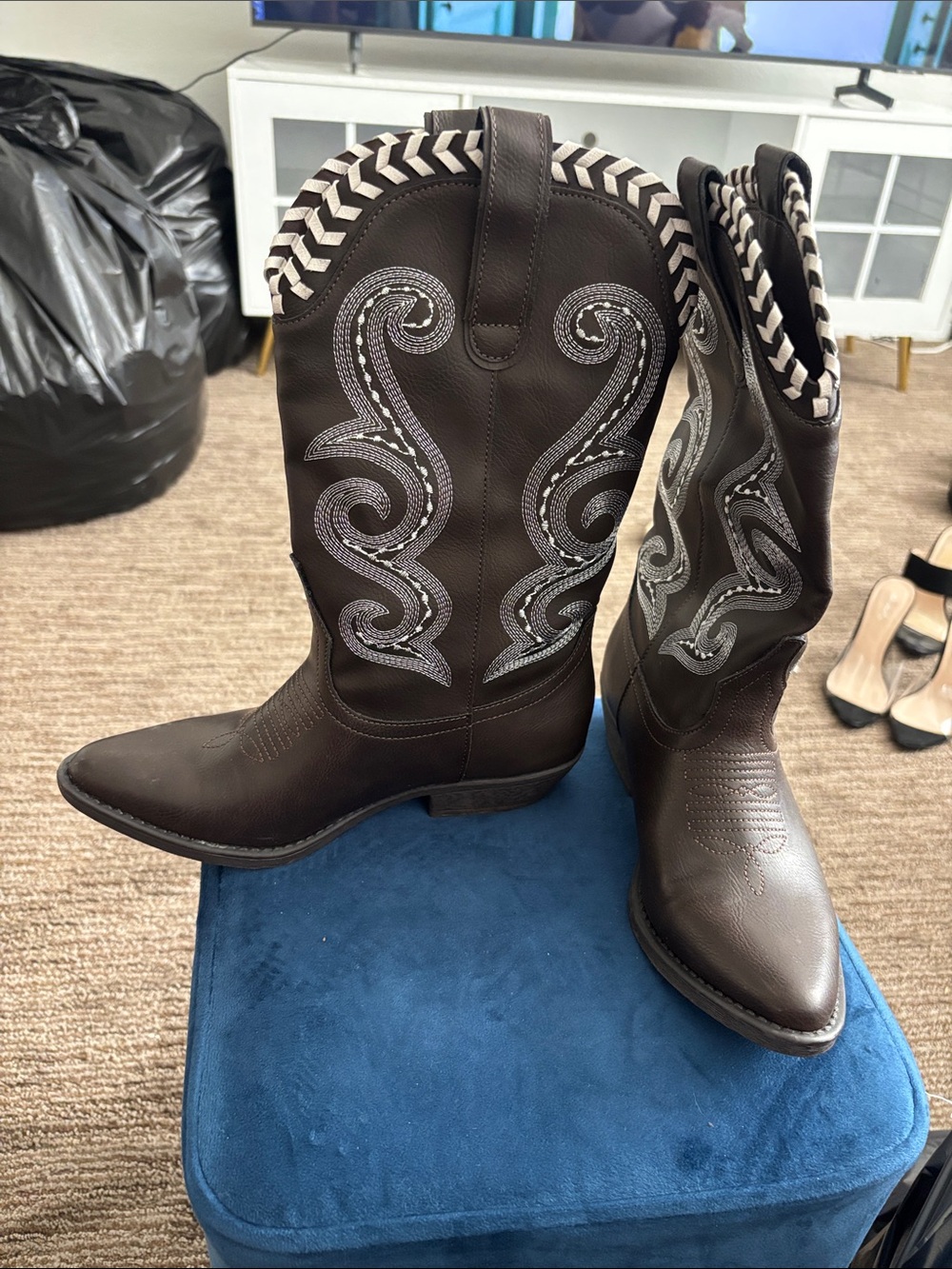 Women’s Brown Embroidered Western Cowboy Boots